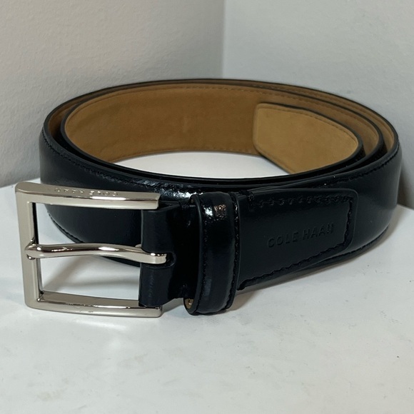 Men’s Cole Haan Leather Classic Black Leather Belt Silver Clasp Belt EUC - Picture 5 of 11